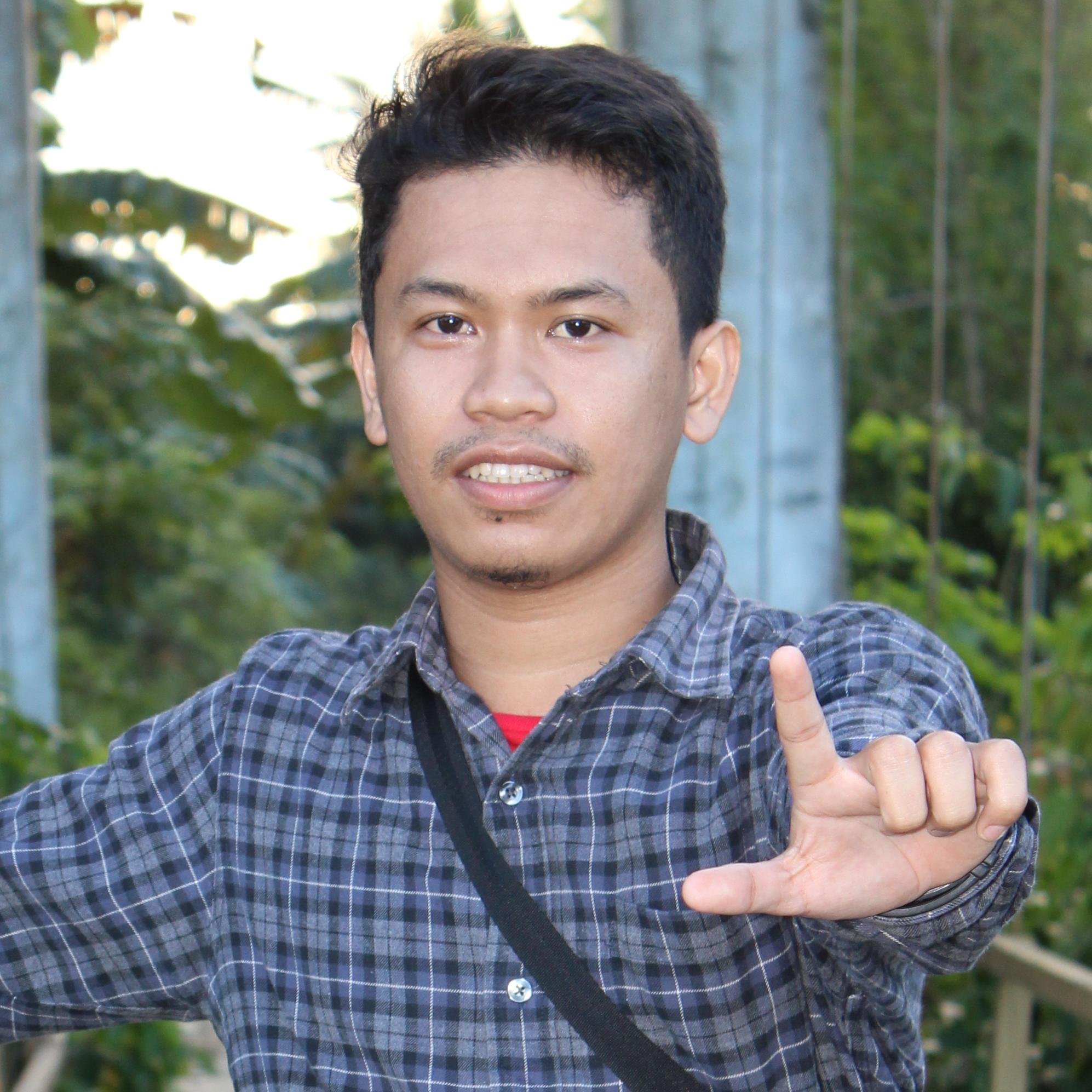 Syarif_coder's profile picture. computer engineering