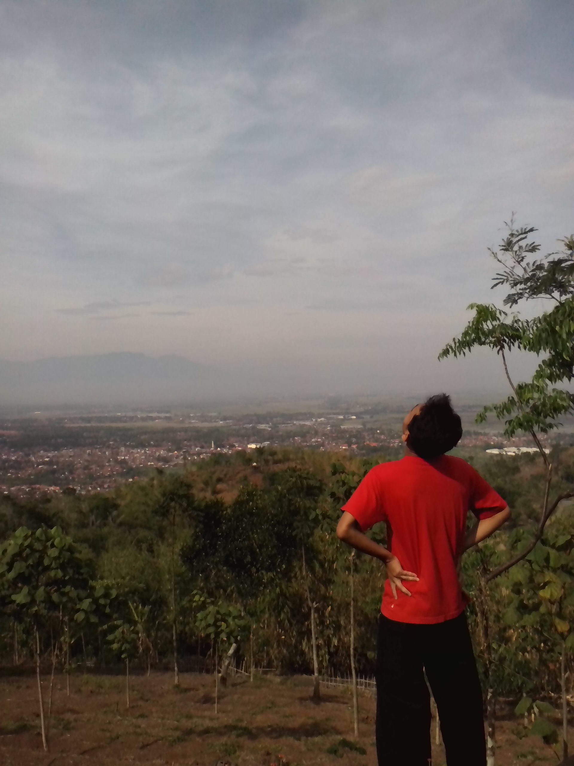 Berhentilah Bicara Dan Mulailah Berkarya