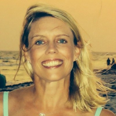 Sales effectiveness, change management, consulting, creative thinker, leadership, mom @SymmetricsGroup
