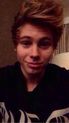 I'm in a fan base. we do wierd shit sometimes  @5SOS 0/4 still waiting for my 1/4.... please? I love you...... ♥ Brittani followed 7/31/14 10:09pm