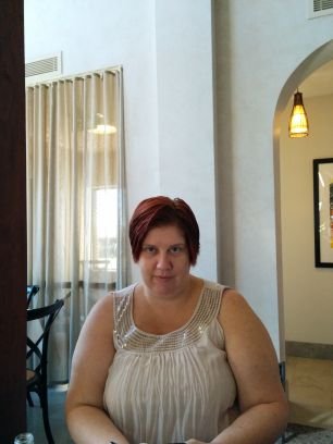 EarthlySmith's profile picture. 