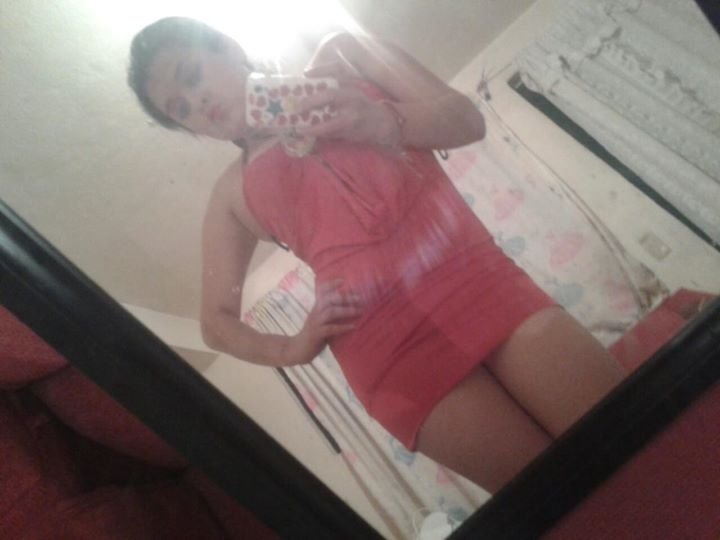 Soy una chica atrevida y me encanta el sexo nada DM solo publicaciones soy de zacatecas y nada de Skype ni whatsapp y tengo 22 años