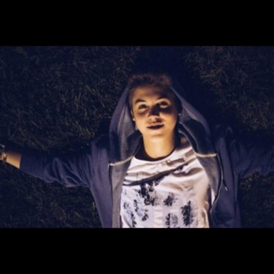 Matthew is my hero he saved me I will always love him no matter what☺️follow my ig @ohsnapismatthew_
It would be a dream come true if matt followed