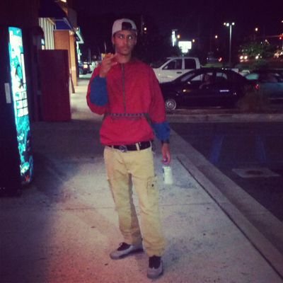 I'm a young nigga from killadelphia just tranna see a mill in my bank account
