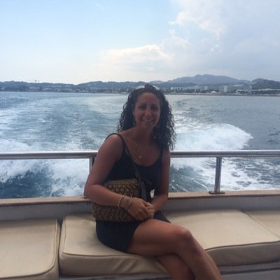 callista0408's profile picture. 'Er is maar één land: de aarde.
 Er is maar één volk: de mensheid.
 Er is maar één geloof: de liefde'