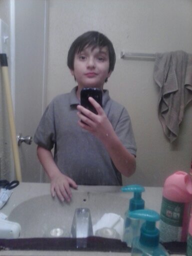 I'm a kid gamer GT Camboss361 love all of my friends all of them so ever wanna play msg me peace