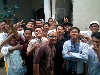 JGomfals's profile picture. ~Rock A Billy~CIMENG~ @IrniEliza ~