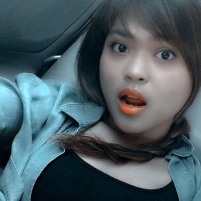 What makes me smile? The 7th cranial nerve. XD