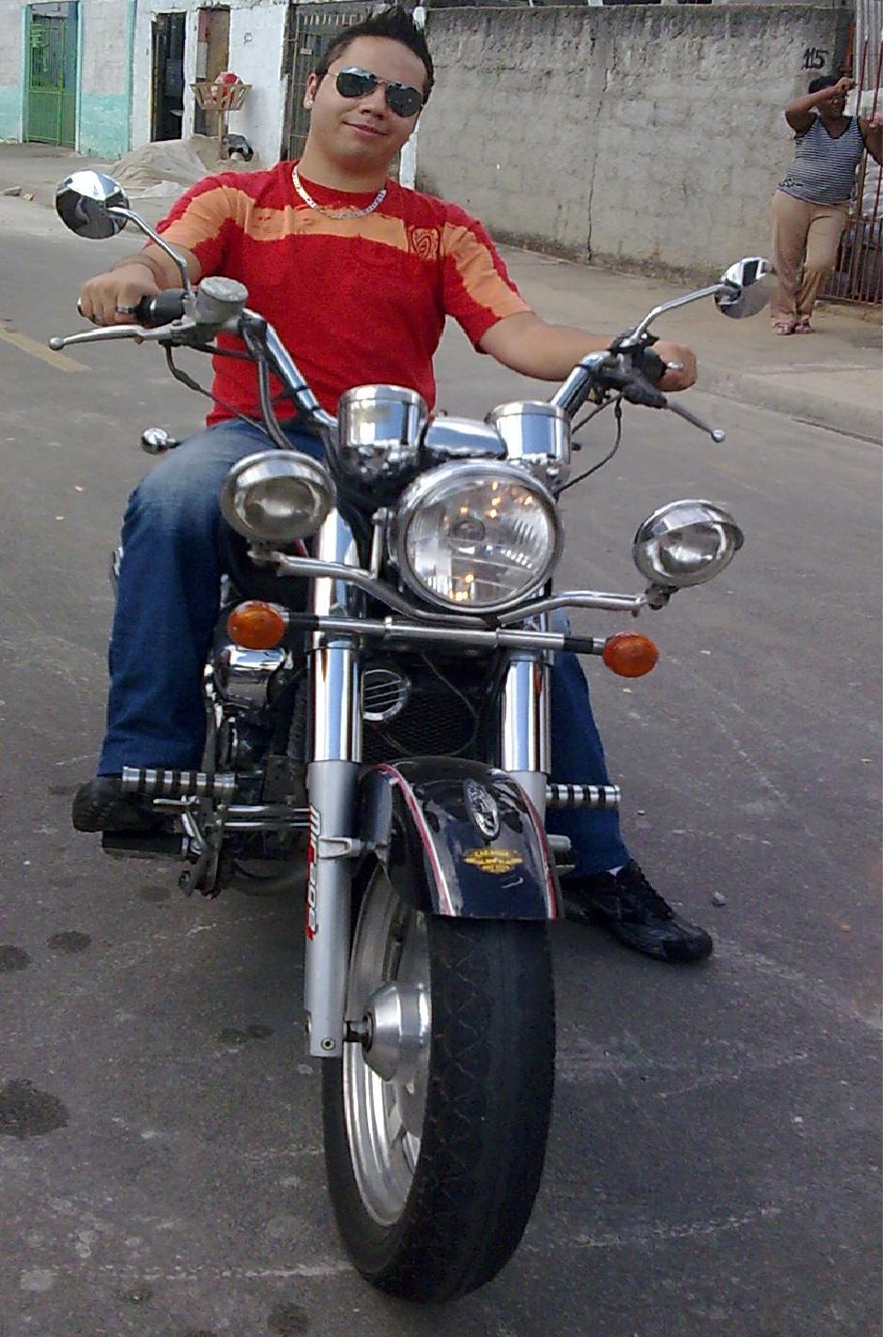 RenatoC_Mariano's profile picture. Empresário, Virginiano, Positivista e Anarquista. Precisa dizer +++
Ψ Ψ Ψ Sou na vida um anjo revestido de todo mal; Posso ser tb um mal revestido de todo bem;