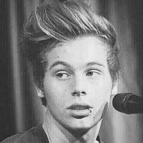 DON'T FOLLOW THIS ACC FOLLOW @flawlxsslewk ||following back ily