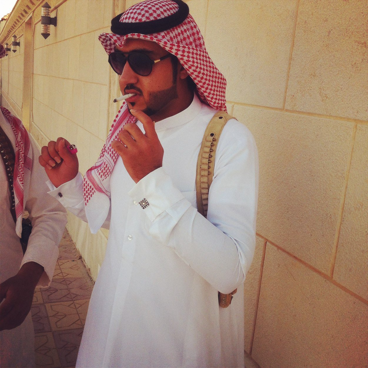 تغريداتي مضحكه واحيانا حزينه واحيانا دينيه ليس لأني مشتت نفسيا لا ؤالله أش زيني بس^ لأني أعرفكم لايعجبكم العجب ؤلا صيام في رجب