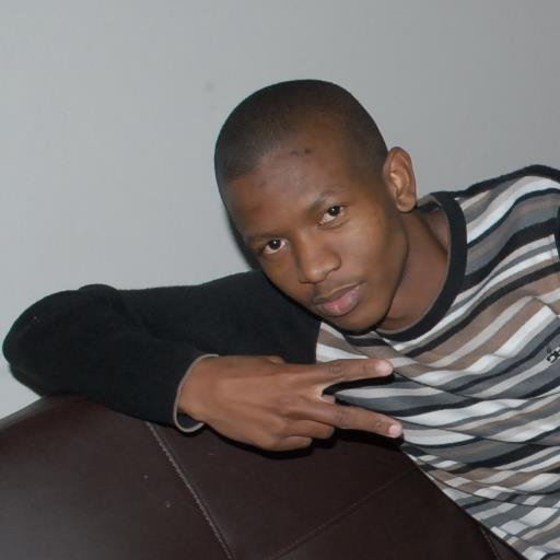 Ambitious employee @ FNB | Software Development & Training Consultant | Founder @ Computro Solutions | Member @ HipHopCares