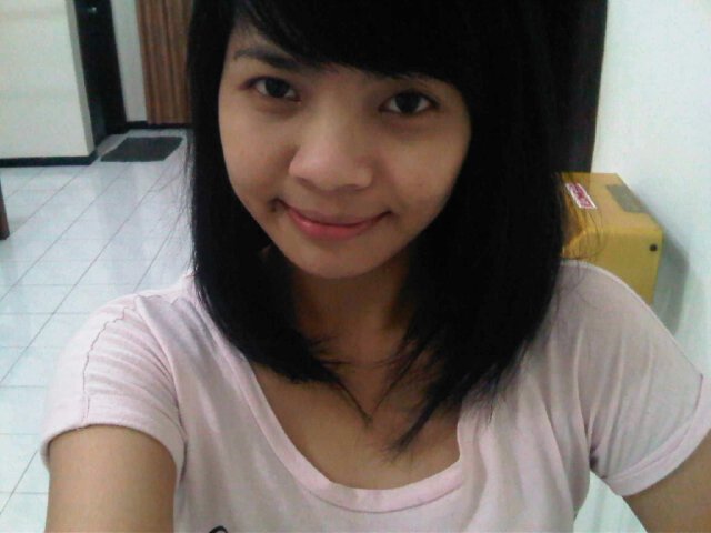 julieee_07's profile picture. mecucu itu tanda sayang ku ke  @vandamz87.... Kalo (っ˘з(˘⌣˘) ini tanda sayang ku ke dedek Kenzie Arya Pangestu...