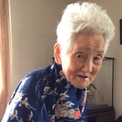 tomefesta's profile picture. 