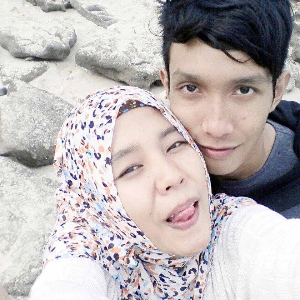 Kunci Kesuksesan : 1. ALLAH SWT, 2. ORANG TUA, 3.ORANG YANG KITA CINTAI (♥ @As_Mbak) 4. THE LAW OF ATTRACTION, 5. USAHA 6.TAWAKAL