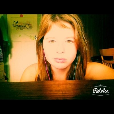 Hey im kelsey i am a singer/songwriter , i like certain aussie ba