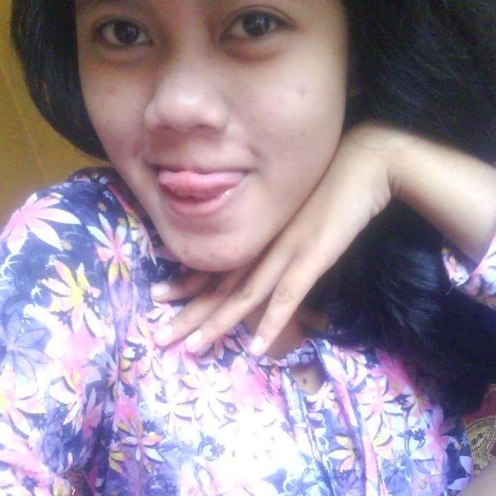 YunithaT's profile picture. Yunita Nur Azizah  | 27 June 1998 | ♥ ☺☺