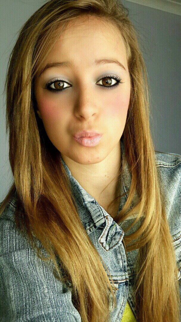 cherie1612's profile picture. #soccer babe #heels#dancing # proud porra gal♡♥dimples kind of girl ...#shitilove♡♥ instagram:cherieandrade