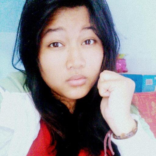 Nama Wina, TTL : 29 July 1995
                              Cirebon
