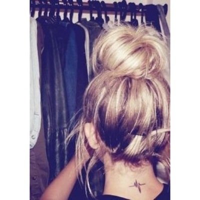 College student | 18 | Dancer | Living Life