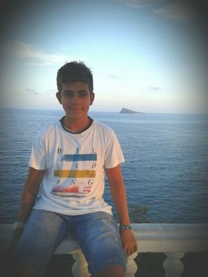 Since: 2001 37. ~ESKUBALOIA~ ~ERRENTERIA {EUSKAL HERRIA} EREINTZA 37.~ Real Madrid- Chelsea