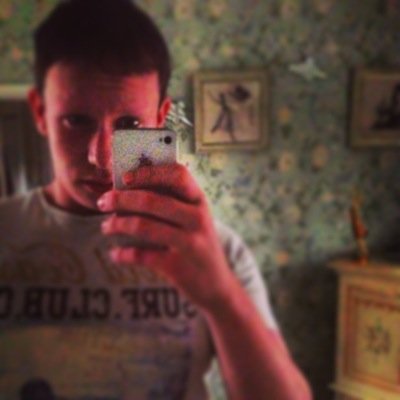 Charliepawliw's profile picture. Keep your friends close and your enemies closer.