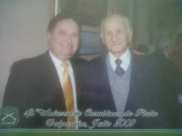 Eat43623133's profile picture. 