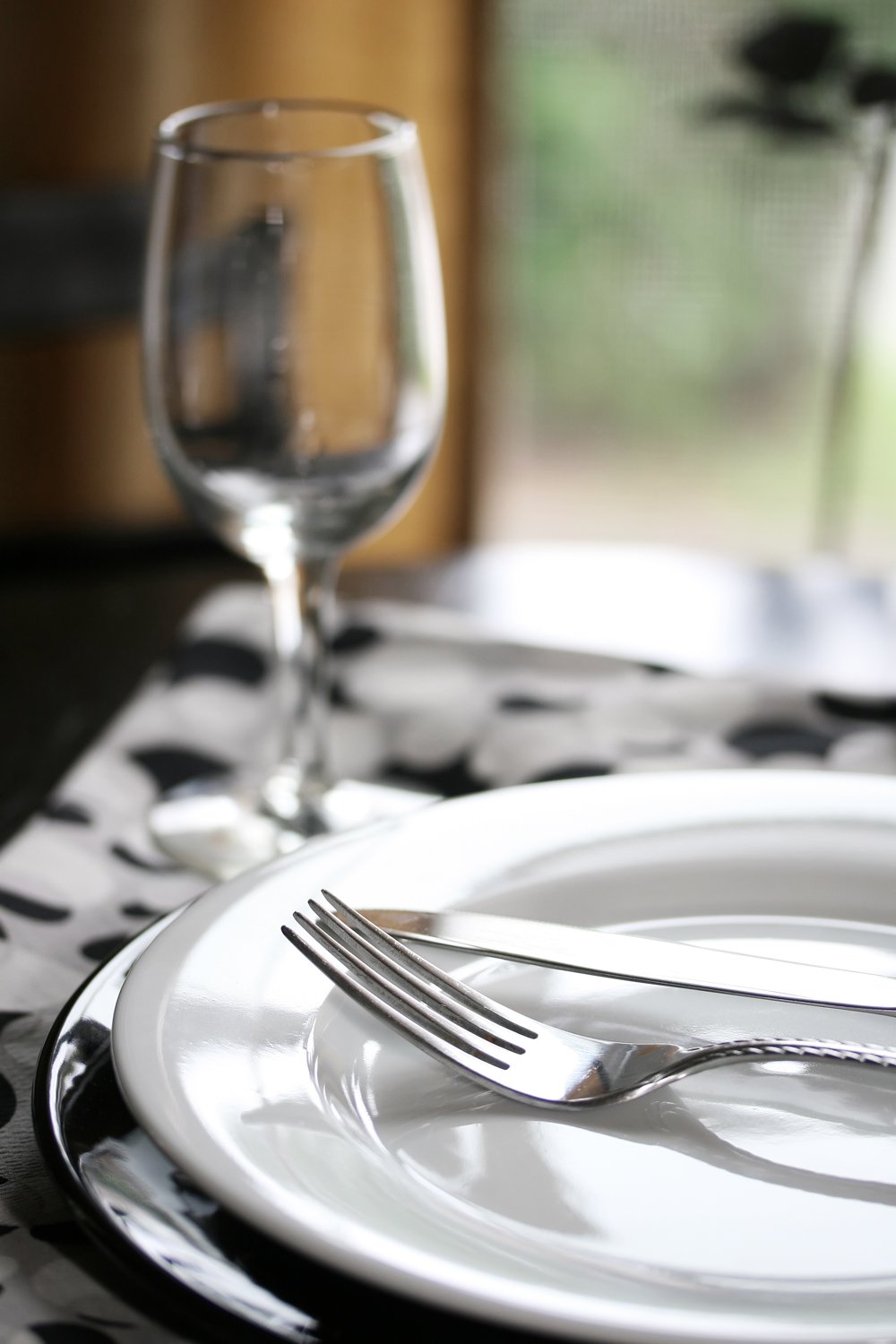 Offering an extensive range of china, cutlery, glassware, linen and much more for all your tableware hire needs