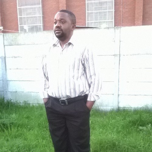 I am what God says Im, not what people says Im,that means ,Im so spiritual,Im an image of God, n' God in me, Im a living testimony of God, Glory be to God.amen