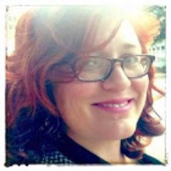 Digital marketing and content strategist, blogger, backyard farmer, bicyclist, mother of five
