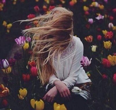 سابقــئ ابتسـم احتقـاراً لـكل من جــرحـني....!