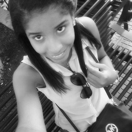 Humilde anteE d tOdo
 NIiQkol MontEri ♡
 I LOVe yoU♡ The Music  #LoOl ♥  Humildad ^.^ Bff || Jhonayris and Fairis ßғғ ||  Loqkitah Coqketa..