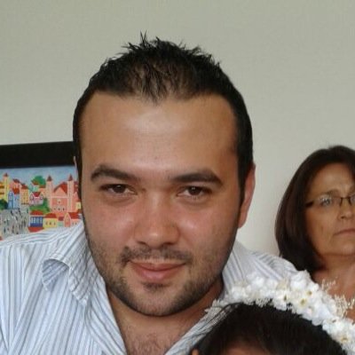 Consultor y apasionado por el Marketing Digital. Estratega Digital - Emprendedor Papá de Jacobo 🤓 Apasionado de la vida #marketingdigital OnexMedia