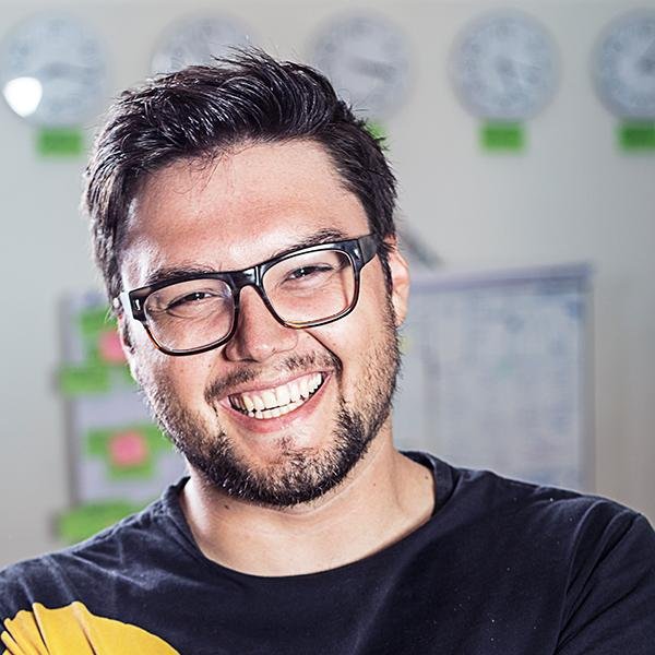 Product management is messy. You make decisions in the face of uncertainty daily. I help you hone your craft as product leader.
Former @cloudbees @codeship