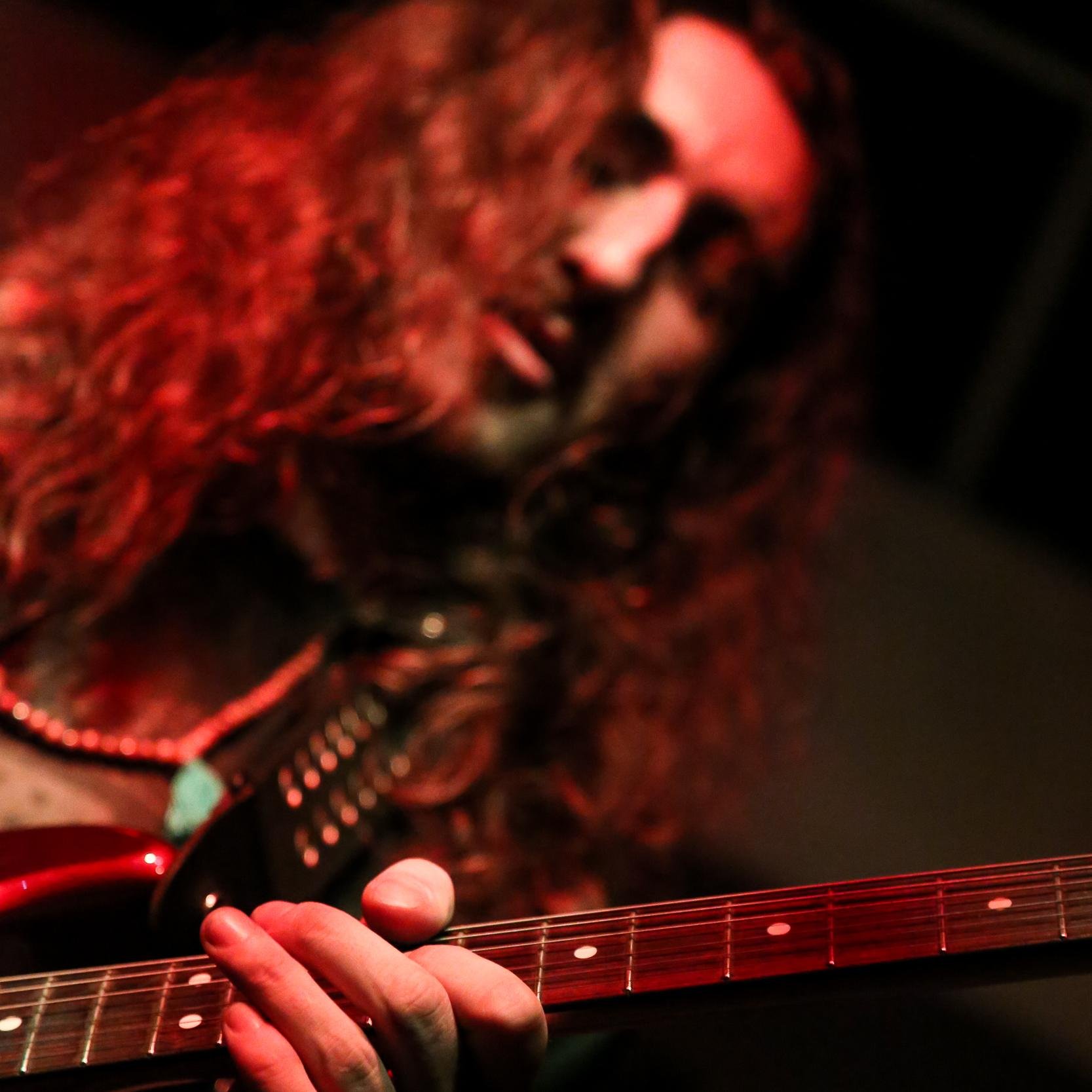 IanSkorscha's profile picture. Musico, guitarrista, compositor, docente, estudiante.