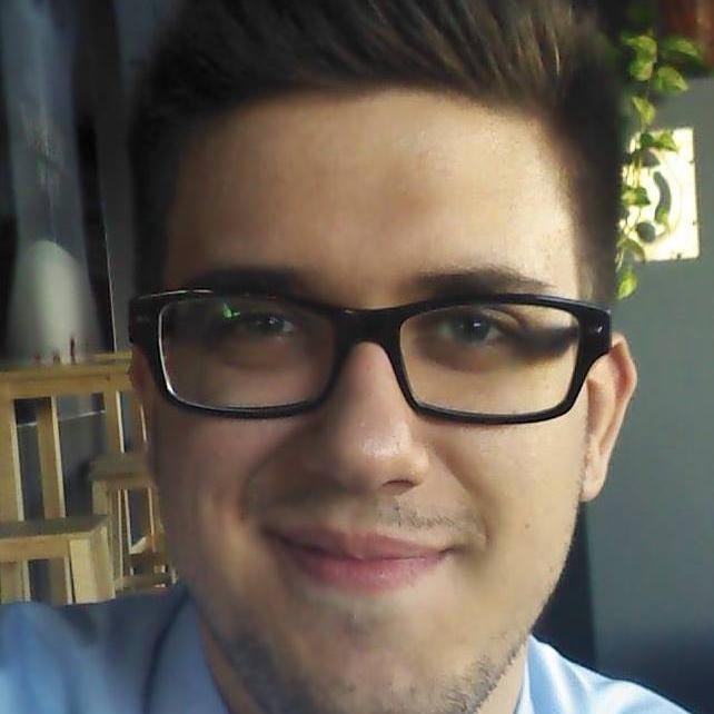 Andalusian biochemistry student, enjoying an Erasmus stay in Cardiff University. I love science, politics, arts and people. Check @gonra for my spanish flavour.