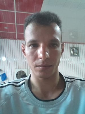 ‏تبدأ الحياة بصرخه مدويه وتنتهي بصمت مطبق وما بينهما الحصاد