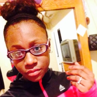 lovelylahiaa's profile picture. I'm a positive fun person ❤️❤️❤️ 
               Insta @inkpurple
Loving person Follow me PLEASE
         ☝️✋✌️