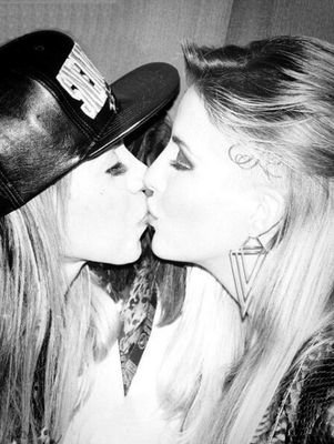 simplismente clanessa *-* ♡♡