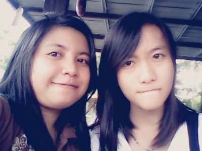 Nama : finda | Sintang,21 Maret 1996 |  SMAN1 Nanga pinoh | @findafindut21 | @findawaty
