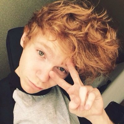 Boom clap the sound of my heart when chase tweets and sings a song