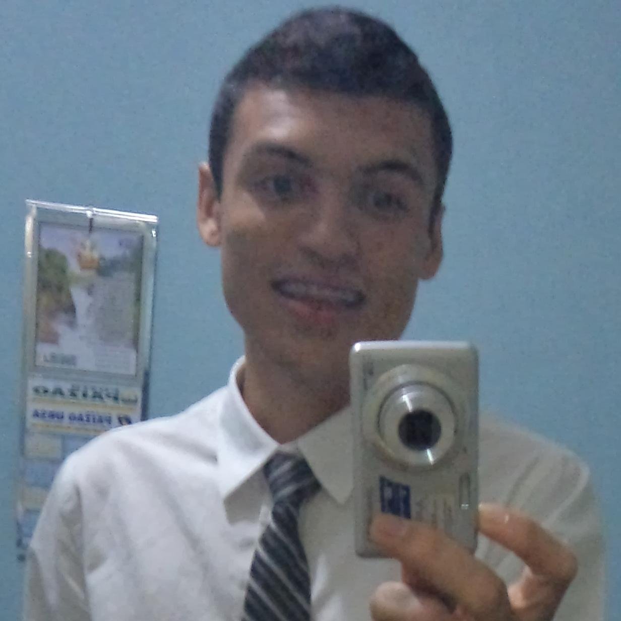 Viva intensamente Desconfie do futuro, siga em frente Basta acreditar, vale a pena sonhar!