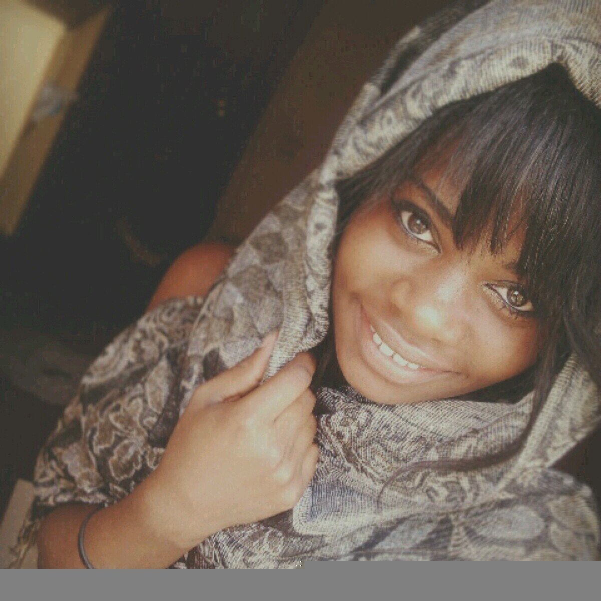 Follow me...Follow back,Smile to the live