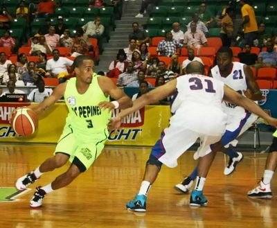 Jugador profesional de baloncesto/ Profesional basketball player   It's Hard to stop someone, when they  Know where they going