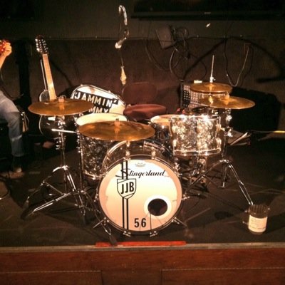 Anger Management is: Mike Connell on guitar, 'Greezy X' on bass, Jammin' Jimmy Bean on drums & vocals. OUR Mission Statement: Let the music do the talking!