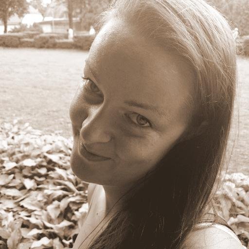 Pecinja7's profile picture. domāju, ka tikai es. runāju, ka visi izņemot mani. rīkojos, ar citu rokām.