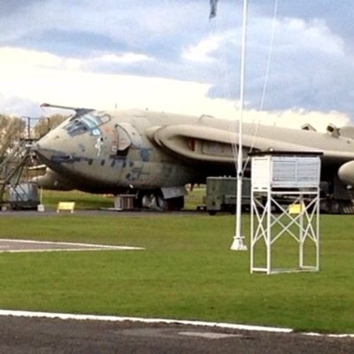 Dad, Love of WWII aircraft & cold war jets. Beer, bikes & Hobnobs, letter to Breznev - a great film. Born when aircraft were aircraft.  🏴󠁧󠁢󠁳󠁣󠁴󠁿