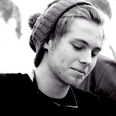 ashtoni61882637's profile picture. 