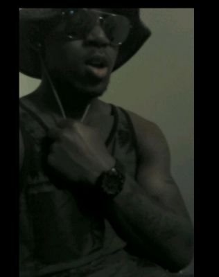 follow me i followback , #hooper , #Celtics, God is good , #Cancer July 4th, SINGLE DEN A MF