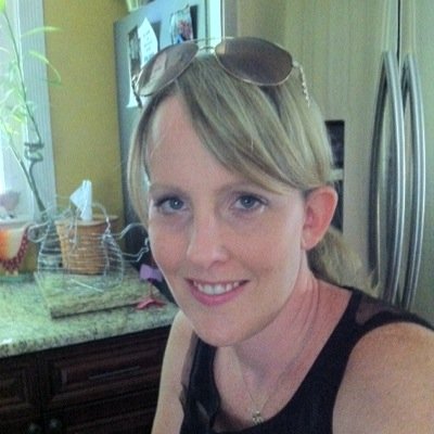 I'm a Wife,  Mom,  Sister,  Daughter, Friend and an AWESOME Avon Representative!